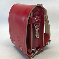 新しい革で作ったミニランドセル